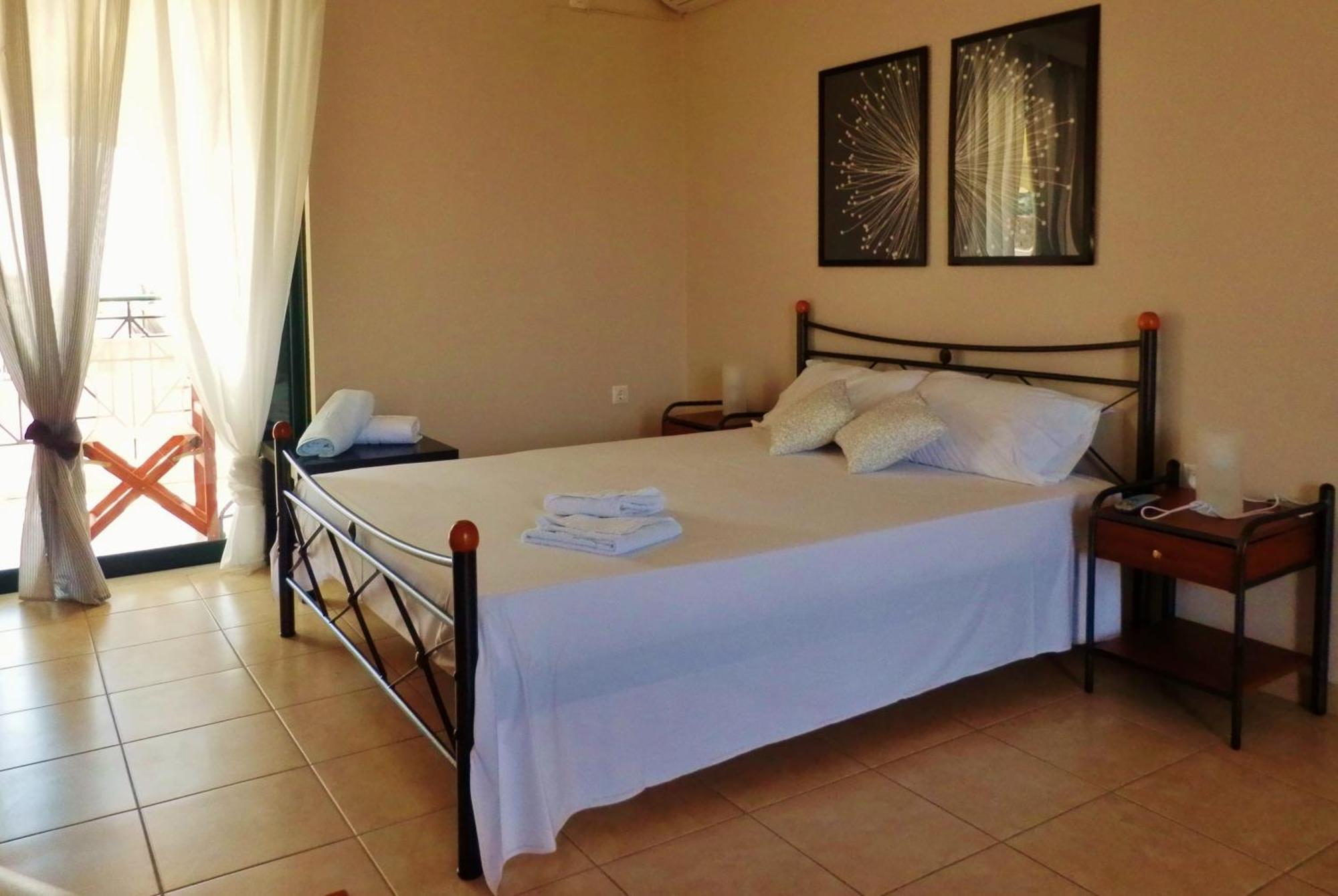 لوترا إديبسو Sagini Boutique Hotel الغرفة الصورة