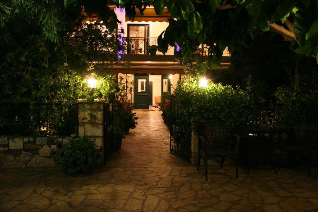 لوترا إديبسو Sagini Boutique Hotel الغرفة الصورة